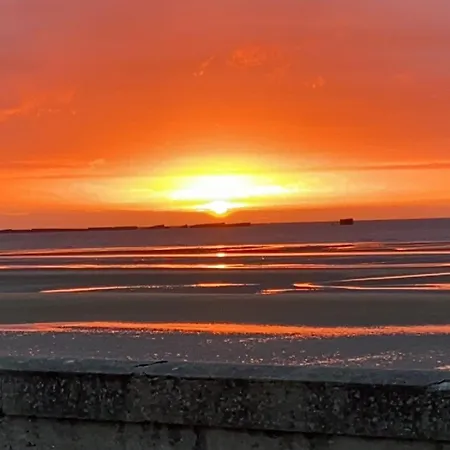 Maisonnette Le A 50m De La D'asnelles , 3km D'arromanches, 10km De Bayeux * Asnelles