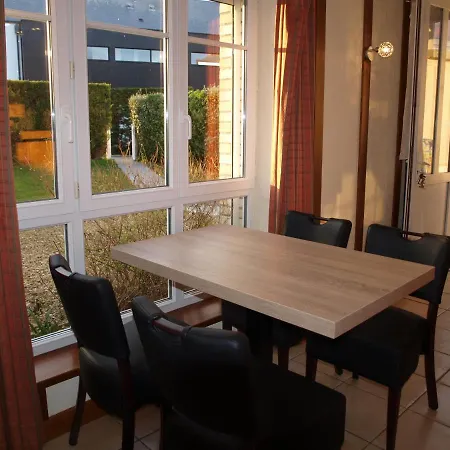 Dom wakacyjny Maisonnette Le A 50m De La D'asnelles , 3km D'arromanches, 10km De Bayeux